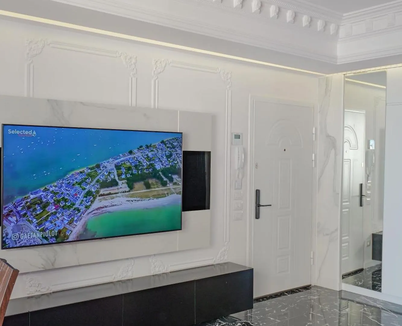 New Beach Suite Саранда Апартаменты